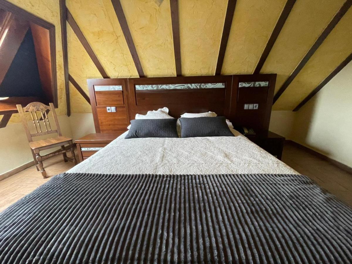 Hotel Casa Beletri Bejar Bagian luar foto